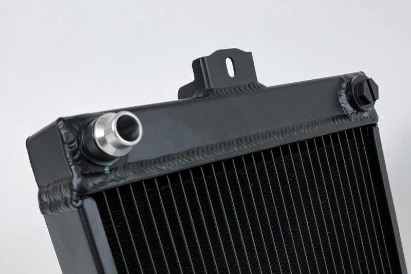 csf bmw f8x m3/m4/m2c auxiliary radiators w/ rock guards (sold individually - fits left and right bmw m3 m4 f80 f82 f8x iconic garage