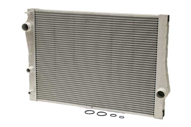 Radiator by Nissens - fits 2007–2013 BMW E70 X5 / 2014–2018 BMW F15 X5
