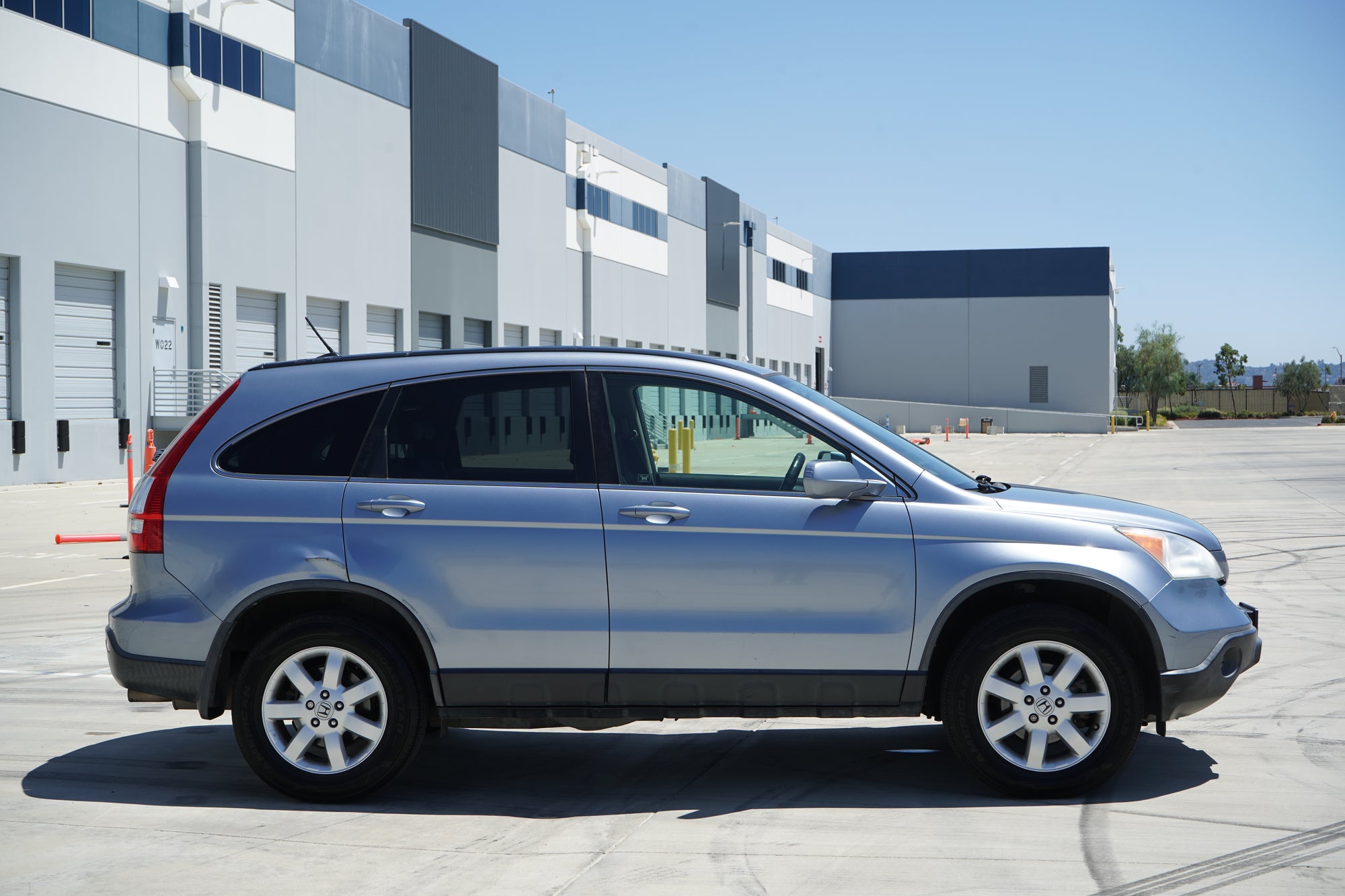 2009 Honda CR-V EX-L rear passenger seats - Iconic Garage Burbank CA