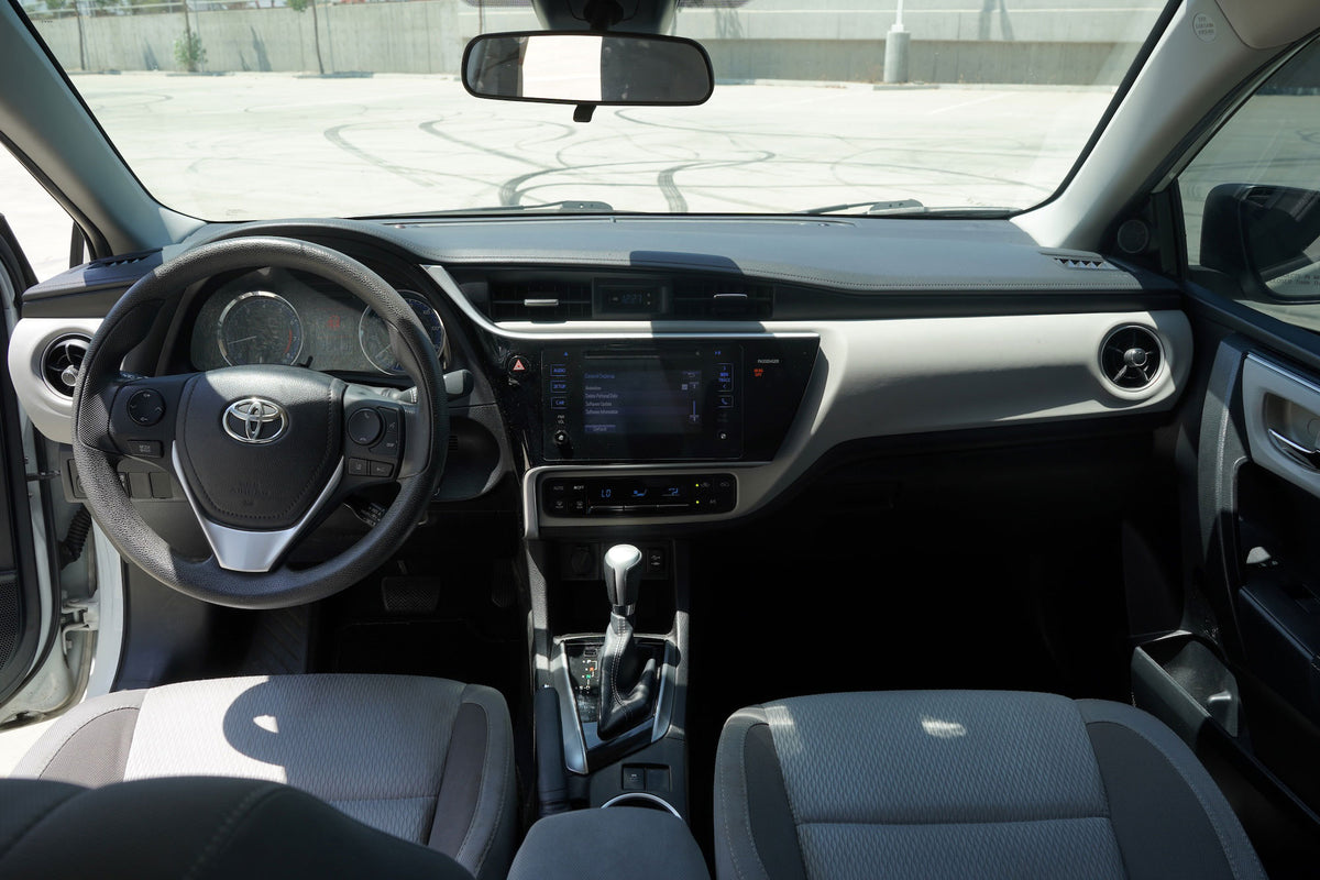 2017 Toyota Corolla LE Sedan 4D
