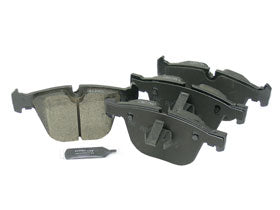 Brake Pad Set - Rear - AKEBONO EURO - 34 21 2 284 296 / 34212284296 by AKEBONO EURO - fits 2008–2013 BMW E90/E92/E93 M3