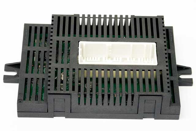 Lighting Control Module (LCM) by Genuine BMW - fits 2004–2010 BMW E60 5 Series