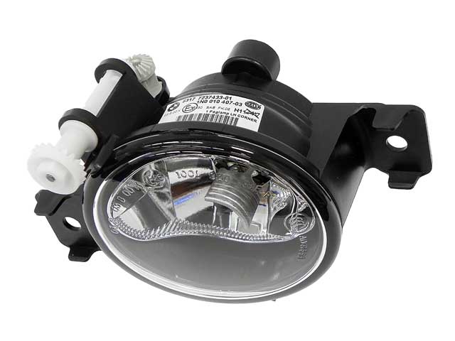 Fog Light Front Left (Adaptive Headlights) by Hella - fits 2007–2013 BMW E70 X5 / 2014–2018 BMW F15 X5