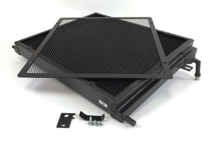 csf 2014+ bmw m3/m4 (f8x) front mount heat exchanger w/rock guard - black bmw m3 m4 f80 f82 f8x iconic garage