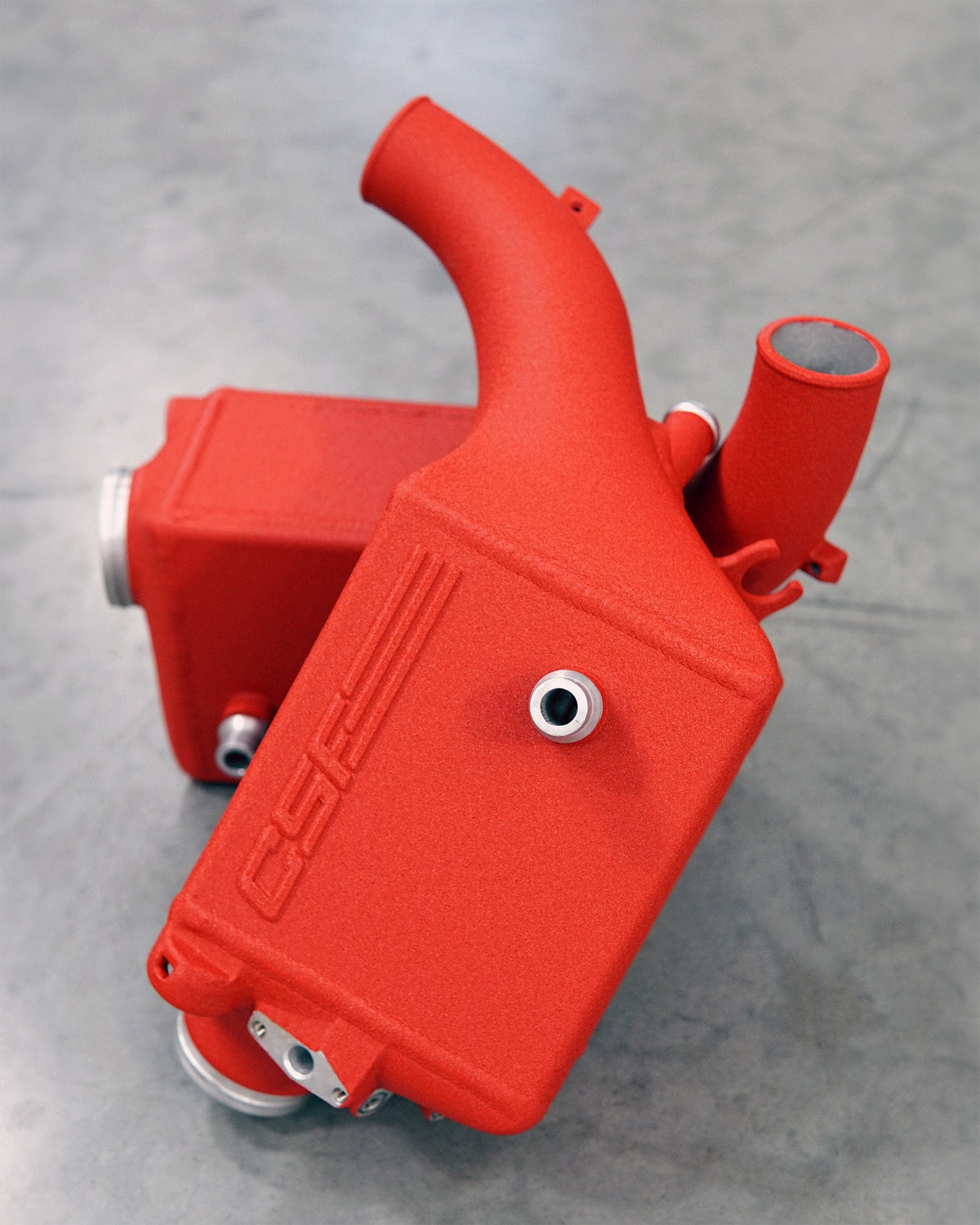 CSF 2025+ BMW G90 M5 / G99 M5 Touring Charge Air Cooler - Crinkle Red - G90/G99 M5