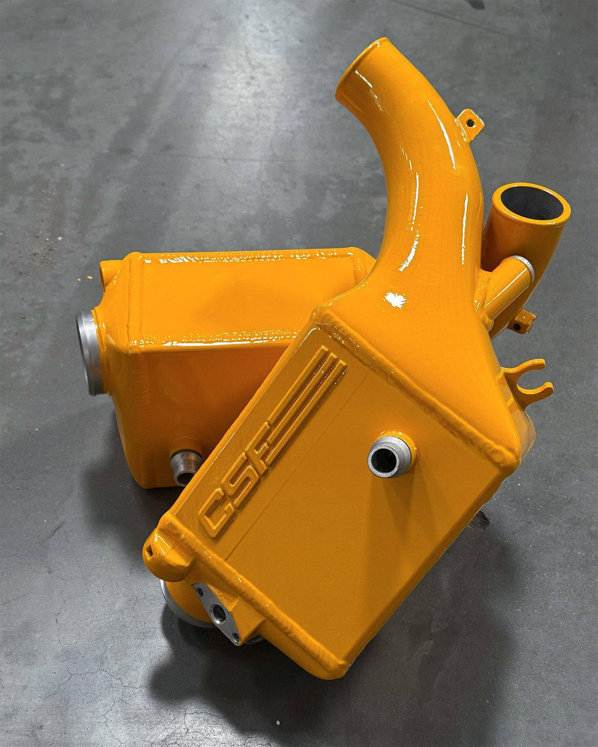 CSF 16-21 BMW M5 (F90) / 17-21 BMW M8 (F91/F92/F93) Twin Charge-Air-Cooler Set - Nitro Yellow - F92 M8 Coupe