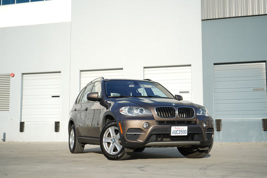 2012 BMW X5 xDrive35i for sale at Iconic Garage — photo 1 of 20
