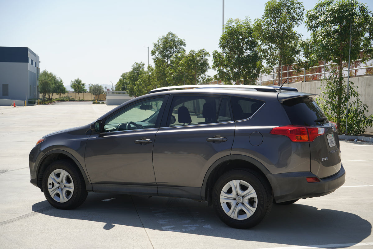 2013 Toyota RAV4 LE