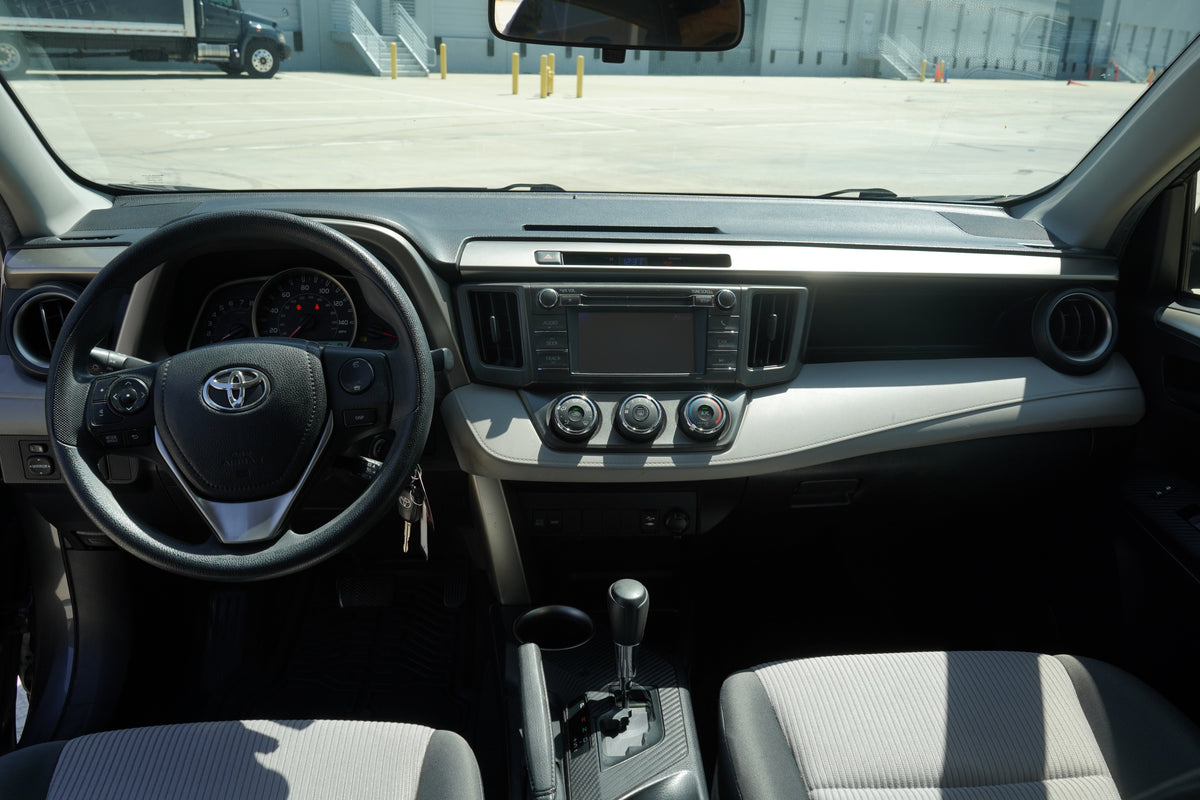 2013 Toyota RAV4 LE