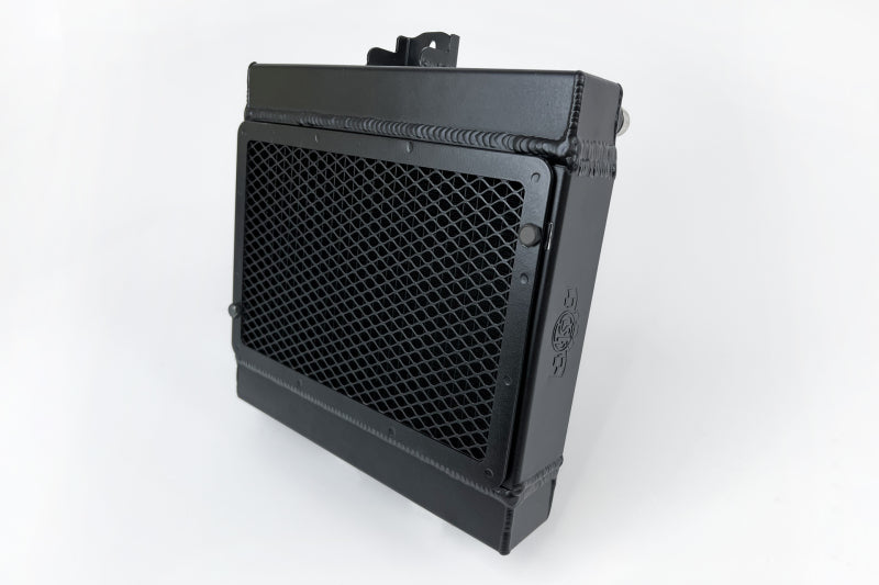 csf bmw f8x m3/m4/m2c auxiliary radiators w/ rock guards (sold individually - fits left and right bmw m3 m4 f80 f82 f8x iconic garage