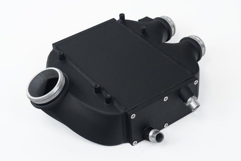csf 2014+ bmw m3/m4 (f8x) top mount charge-air-cooler - crinkle black bmw m3 m4 f80 f82 f8x iconic garage